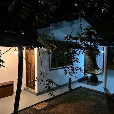 디크웰라 Ima House B&B 외부 사진