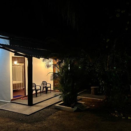 디크웰라 Ima House B&B 외부 사진
